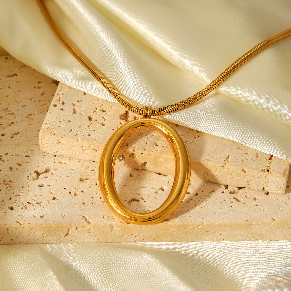 Collar Oval